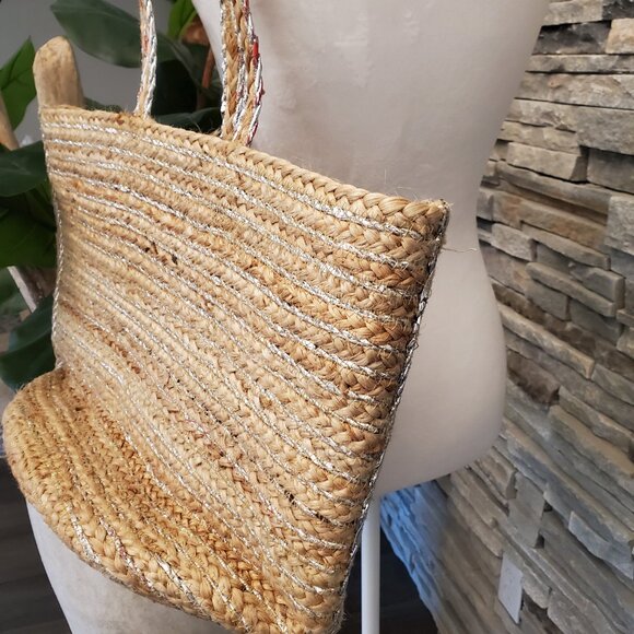 Straw Tote Bag - Picture 3 of 7